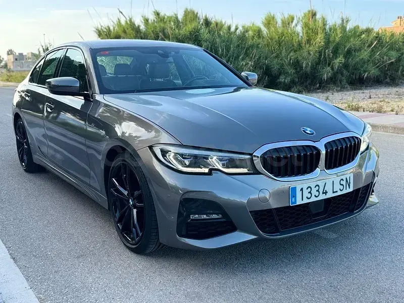 Usado BMW 318 150 CV (110 kW) 2021 Beige Berlina