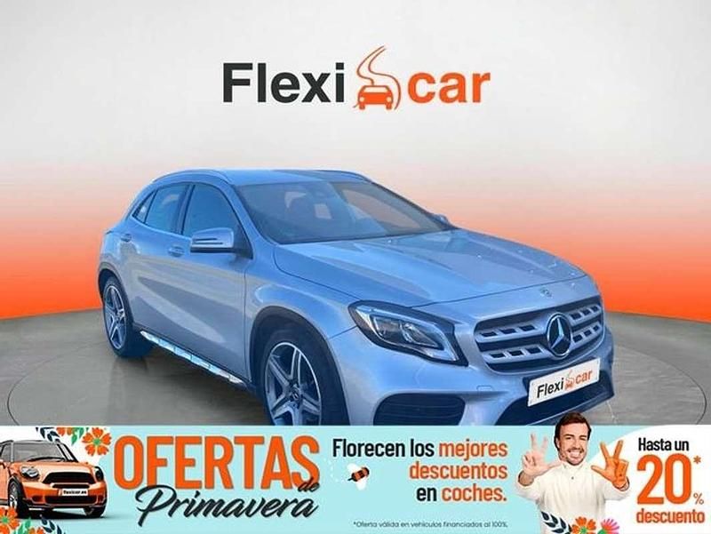 Usado Mercedes GLA200 156 CV (114 kW) 2019 Gris SUV