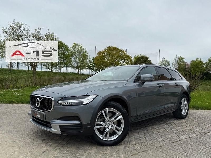 Negro Usado 2022 Volvo V90 CC Core Familiar | 32.000 € (Super precio) - Imagen 1/1