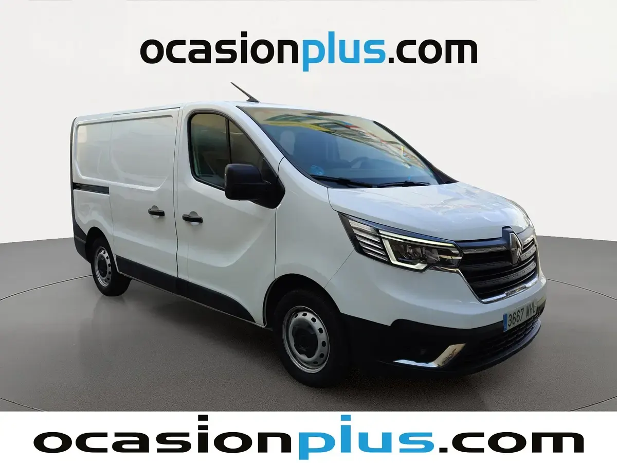 Usado Renault Trafic 130 CV (95 kW) 2023 Blanco Monovolumen