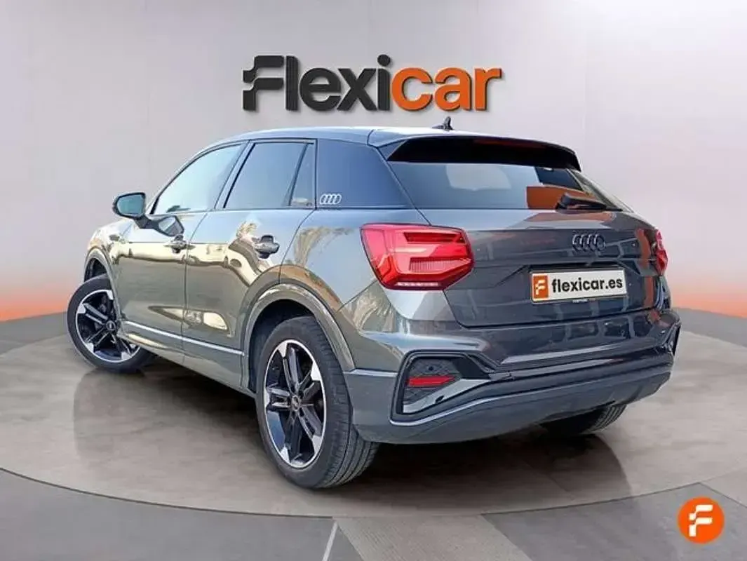 Usado Audi Q2 116 CV (85 kW) 2021 Gris SUV