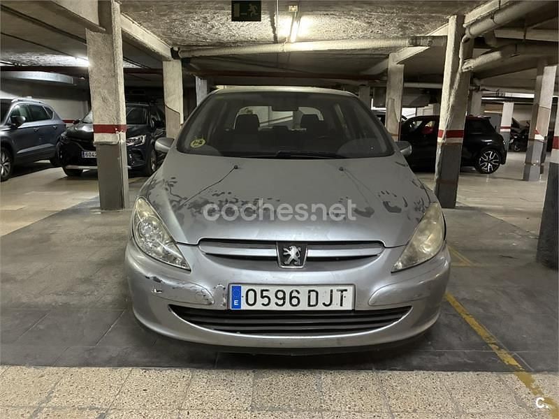 Usado Peugeot 307 110 CV (80 kW) 2005 Gris / plata Berlina