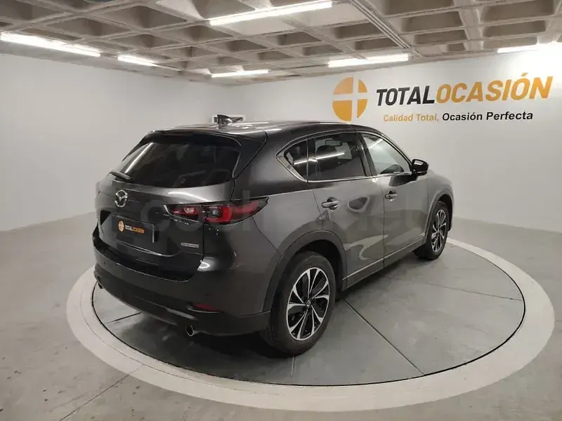 Usado Mazda CX-5 165 CV (121 kW) 2023 Gris / plata SUV
