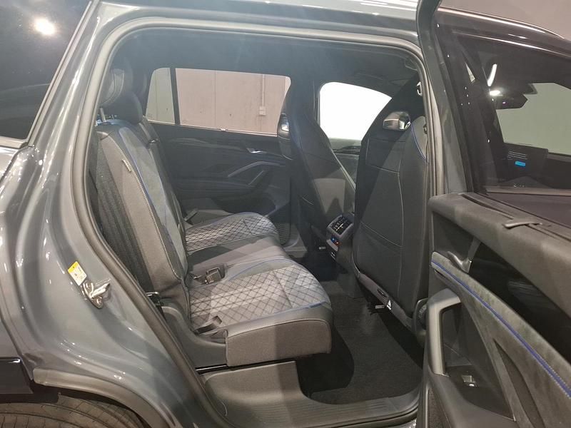 Usado VW Tayron R-line 150 CV (110 kW) 2025 Gris delfín SUV