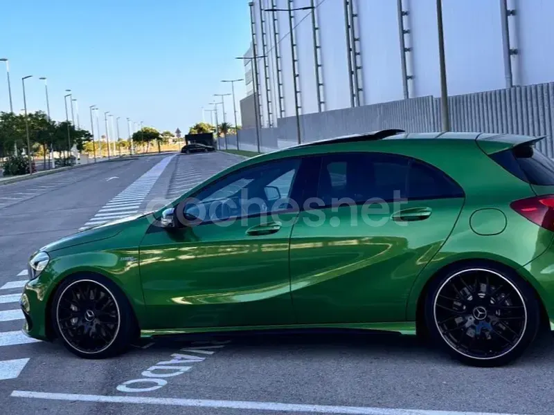 Usado Mercedes A45 AMG 381 CV (280 kW) 2016 Verde Utilitario