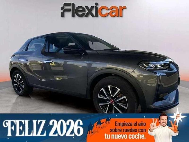 Gris Usado 2023 DS Automobiles DS3 Crossback E-Tense Performance SUV | 18.490 € - Imagen 1/4