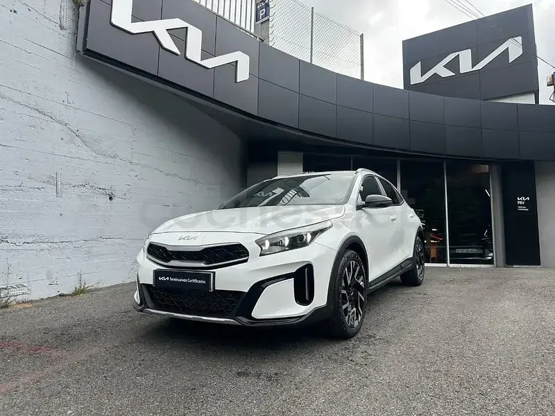 Nuevo Kia XCeed Style 115 CV (84 kW) 2025 Blanco SUV