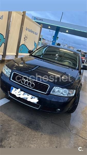 Azul Usado 2001 Audi A4 Familiar | 1900 € (Precio justo) - Imagen 1/2