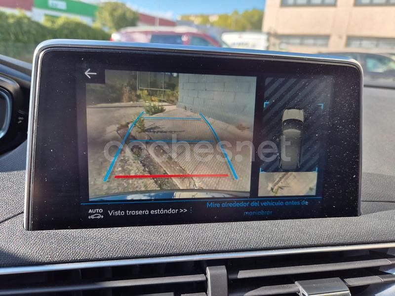 Usado Peugeot 5008 GT-line 130 CV (95 kW) 2019 Blanco Monovolumen