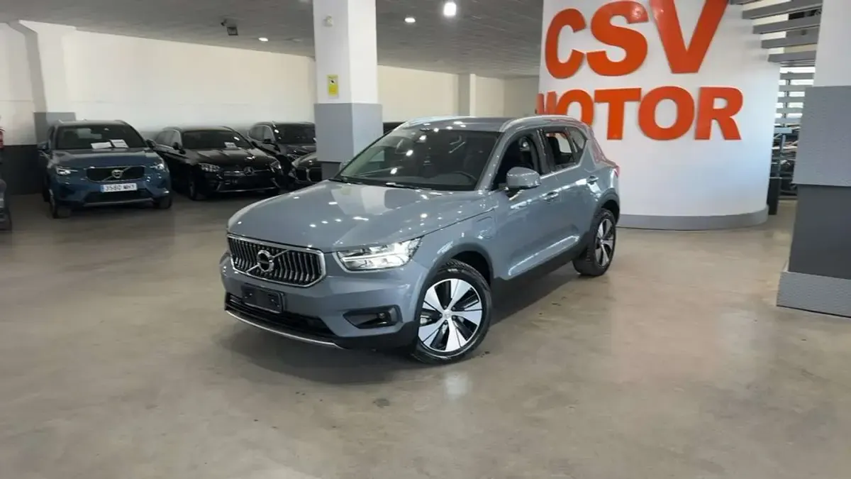 Usado Volvo XC40 Inscription 262 CV (192 kW) 2021 Azul SUV