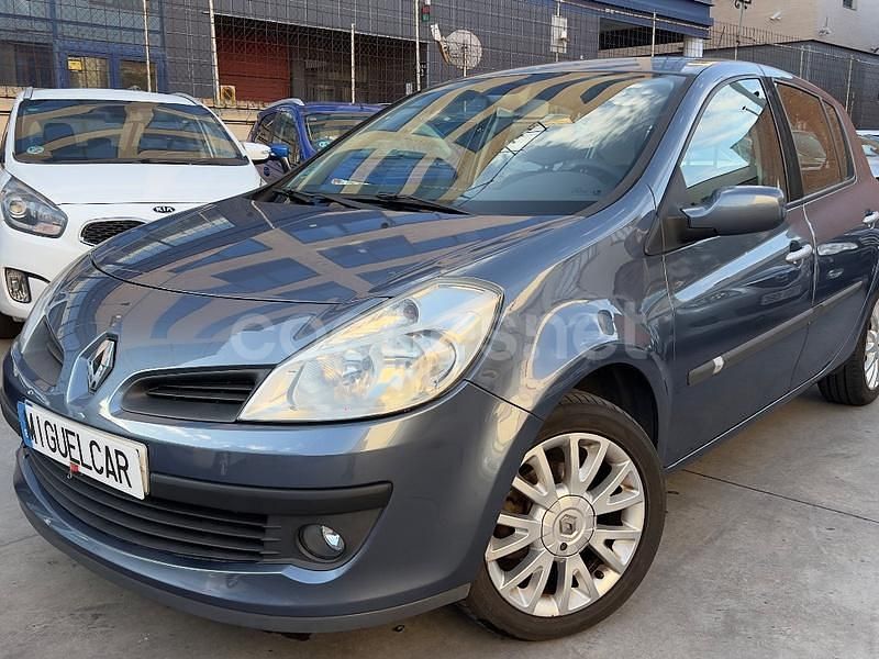 Azul Usado 2007 Renault Clio II Dynamique Berlina | 4500 € (Precio justo) - Imagen 1/4