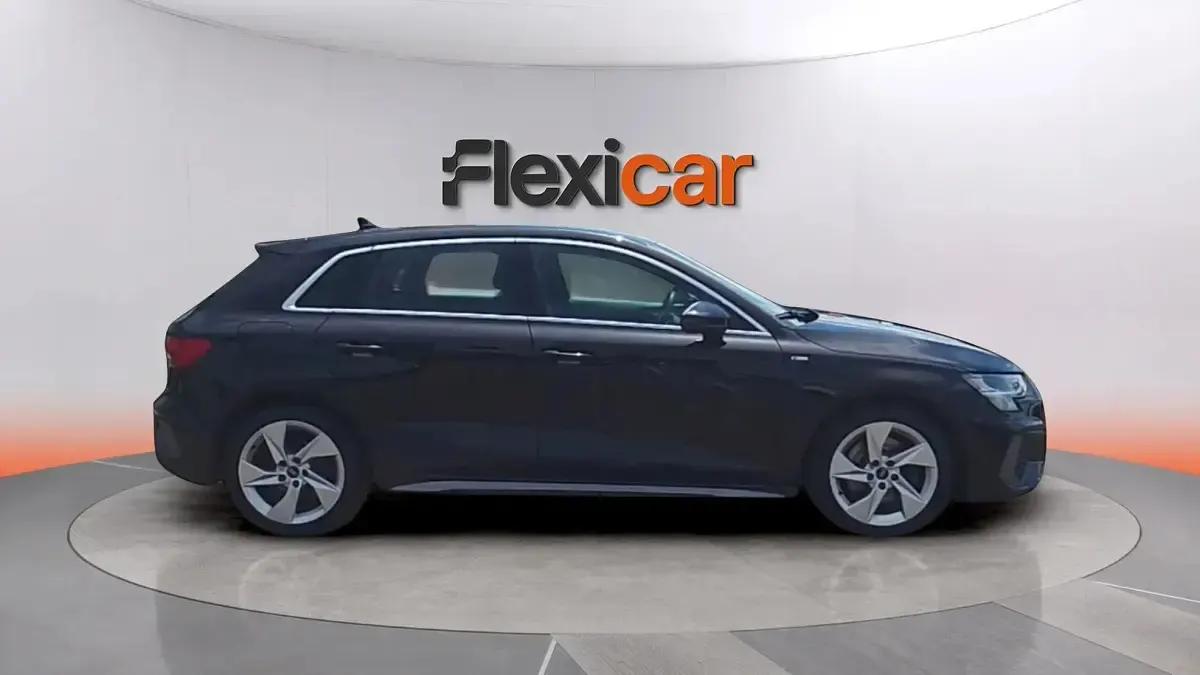 Usado Audi A3 Premium 116 CV (85 kW) 2021 Negro Berlina