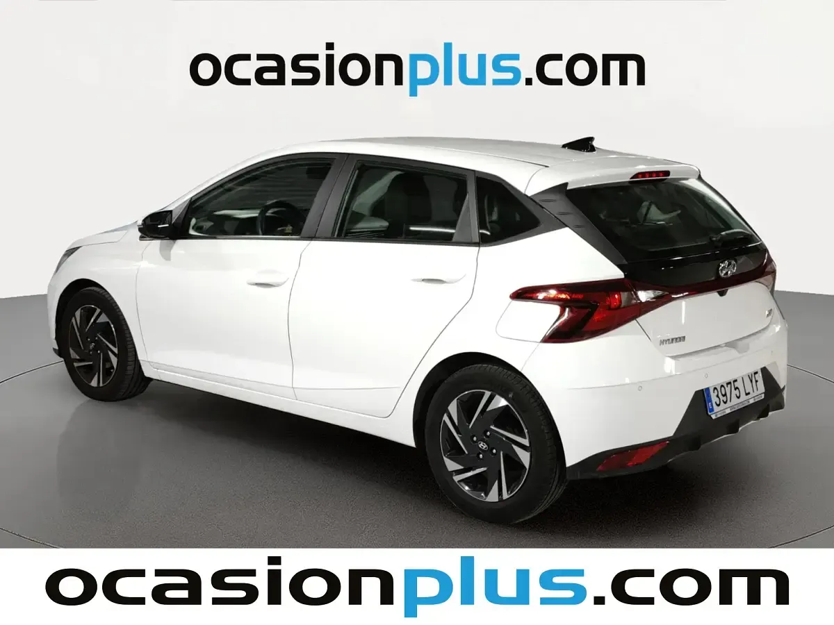 Usado Hyundai i20 84 CV (61 kW) 2022 Blanco Utilitario