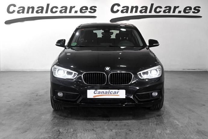 Usado BMW 118 150 CV (110 kW) 2016 Negro Utilitario