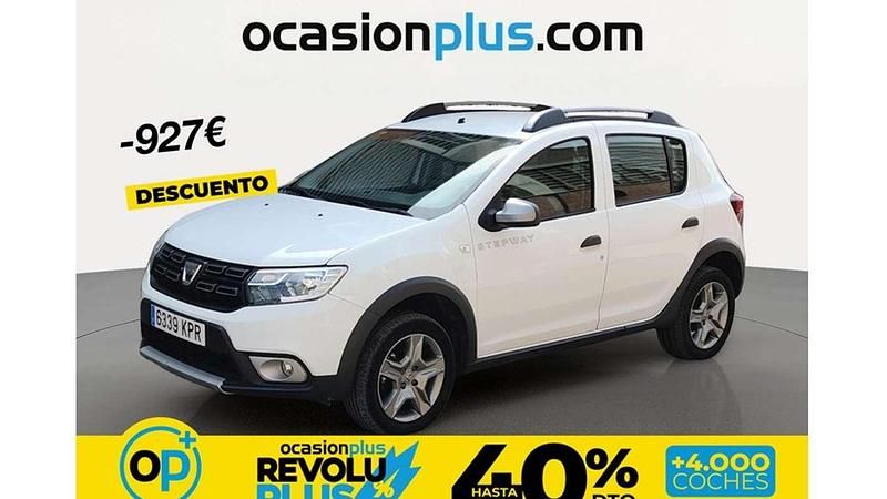 Usado Dacia Sandero Comfort 90 CV (66 kW) 2018 Blanco Utilitario