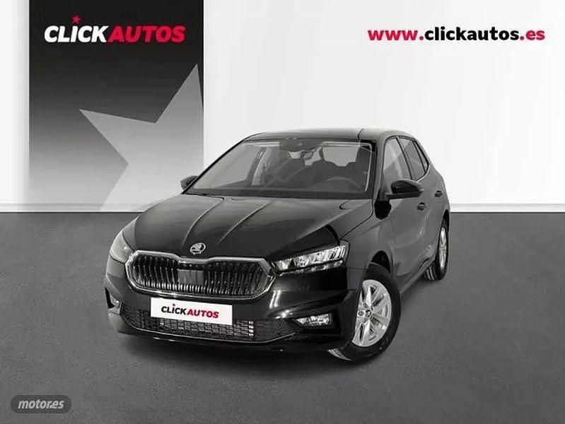 Usado Skoda Fabia Selection 115 CV (84 kW) 2025 Negro Utilitario