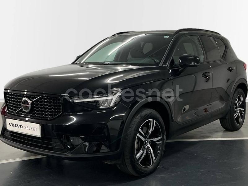 Usado Volvo XC40 Plus 163 CV (119 kW) 2024 Negro SUV