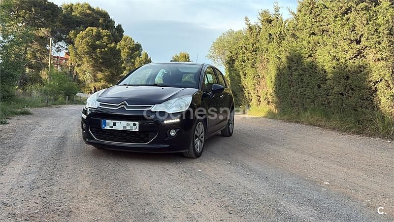 Usado Citroën C3 92 CV (67 kW) 2015 Negro Berlina