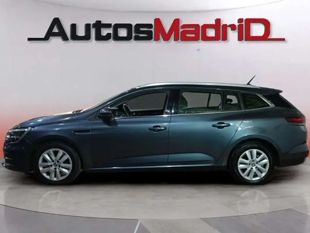 Usado Renault Mégane GrandTour Equilibre 116 CV (85 kW) 2022 Gris Familiar