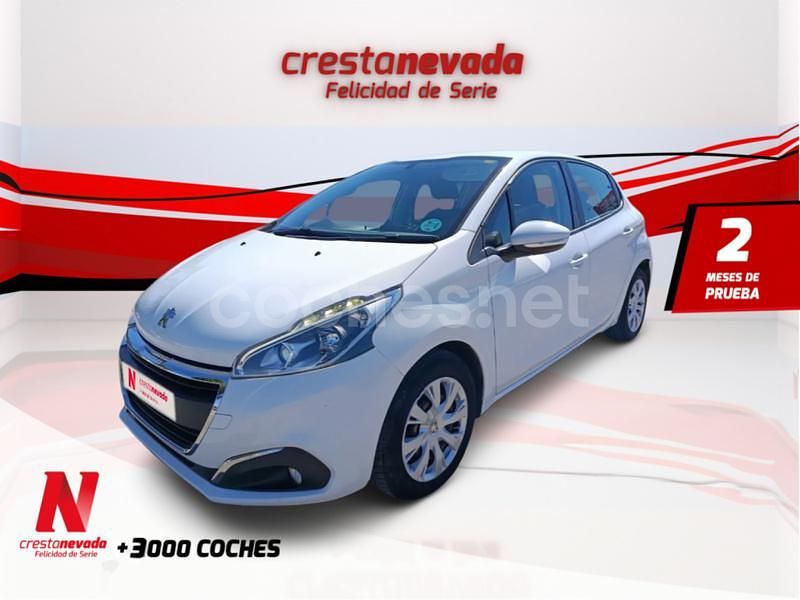 Blanco Usado 2018 Peugeot 208 Active Utilitario | 10.490 € (Un poco caro) - Imagen 1/4