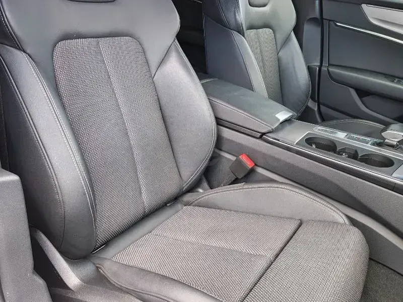 Usado Audi A6 S-Line 245 CV (180 kW) 2024 Blanco Familiar