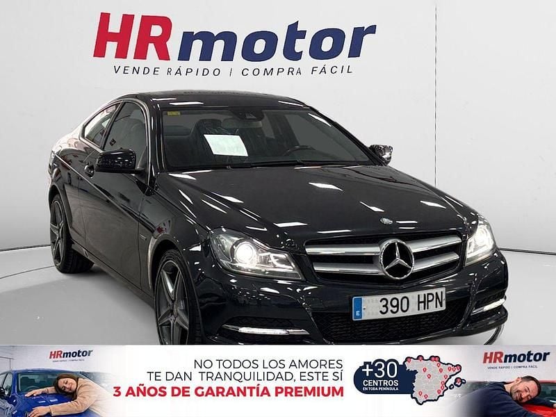 Usado Mercedes C220 170 CV (125 kW) 2013 Negro Coupe
