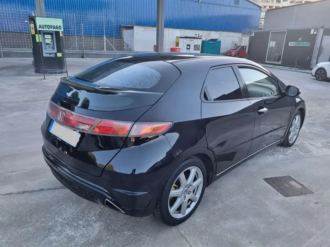 Usado Honda Civic Sport 140 CV (102 kW) 2008 Negro Utilitario