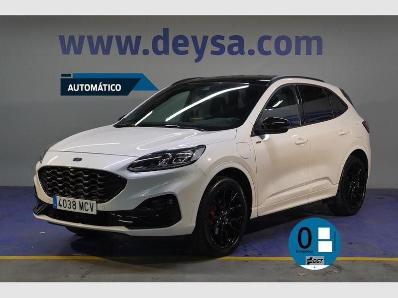 Usado Ford Kuga ST-Line X 225 CV (165 kW) 2022 Blanco SUV