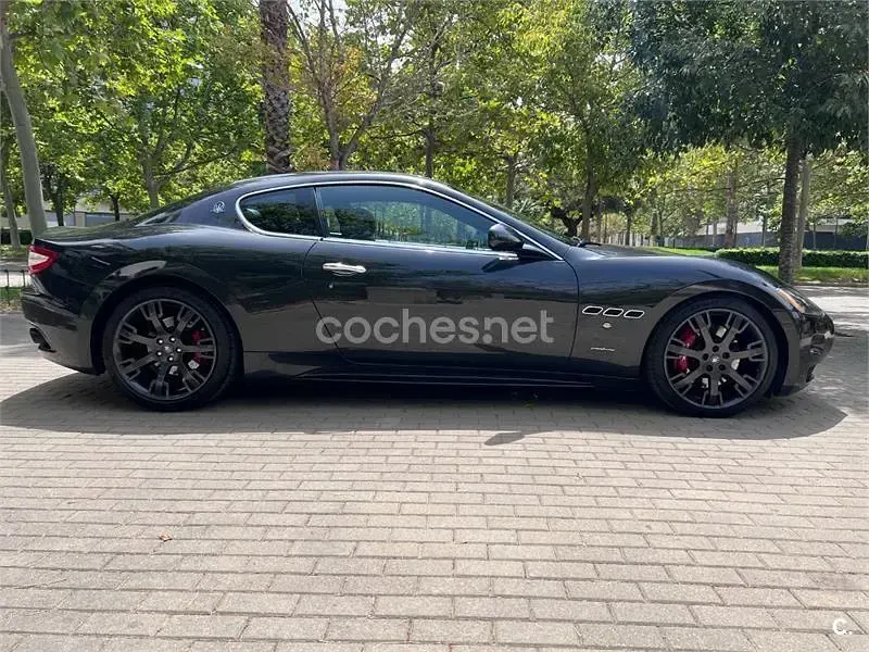 Usado Maserati Granturismo 440 CV (323 kW) 2008 Negro Coupe