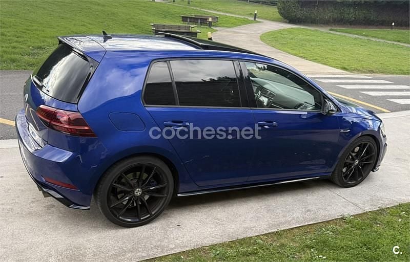 Usado VW Golf VII R 310 CV (228 kW) 2018 Azul Berlina