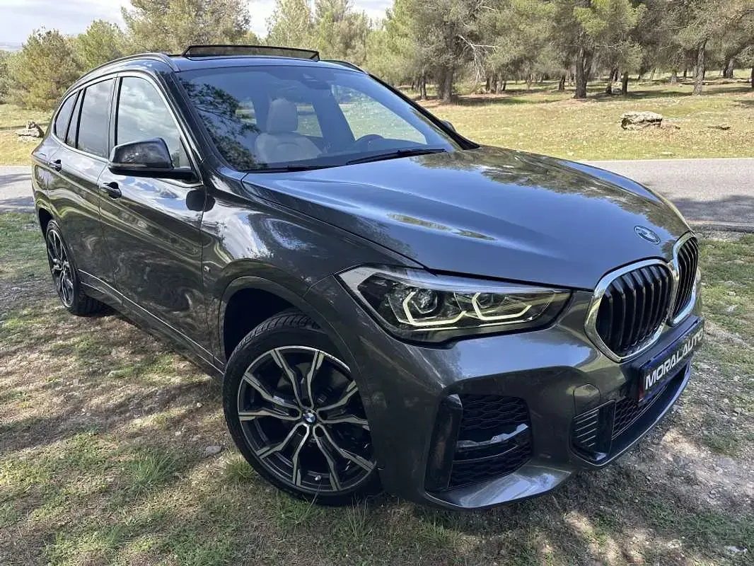 Usado BMW X1 Comfort Edition 220 CV (161 kW) 2021 Gris SUV