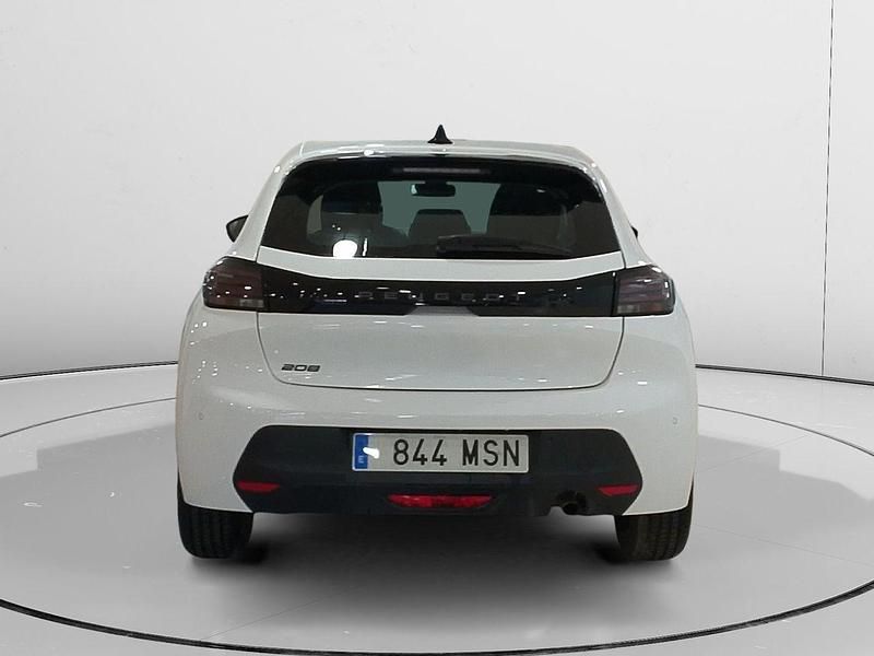 Usado Peugeot 208 Active 101 CV (74 kW) 2024 Blanco Utilitario