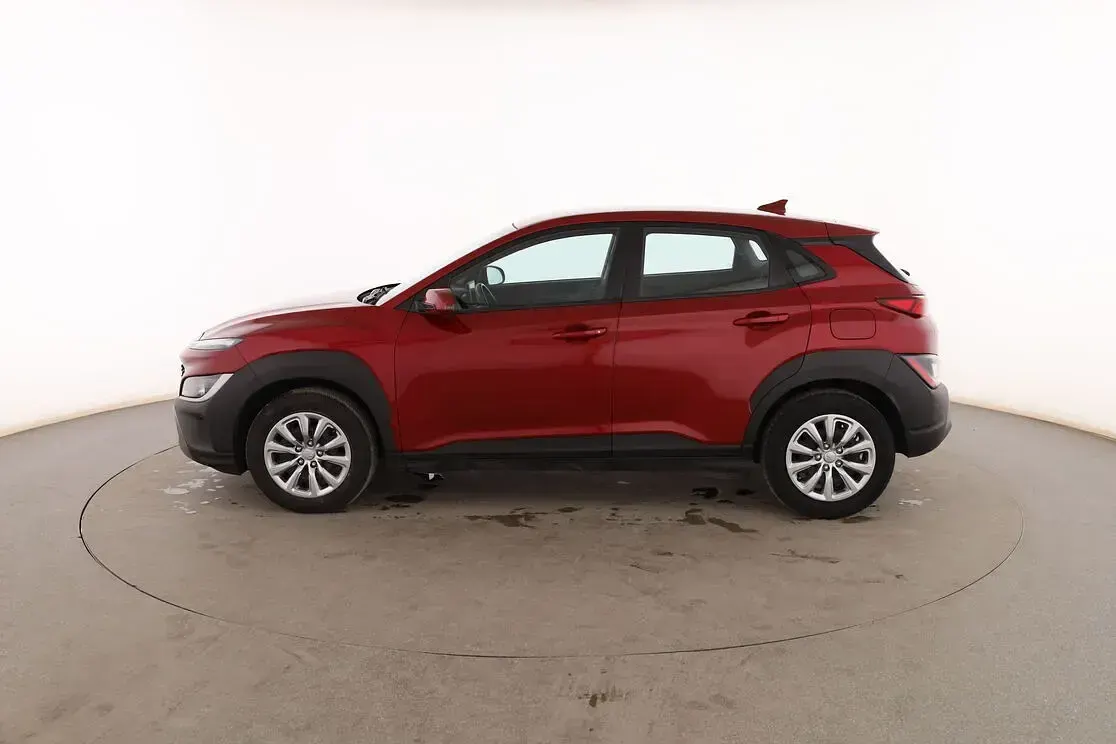 Usado Hyundai Kona 120 CV (88 kW) 2023 Rojo SUV