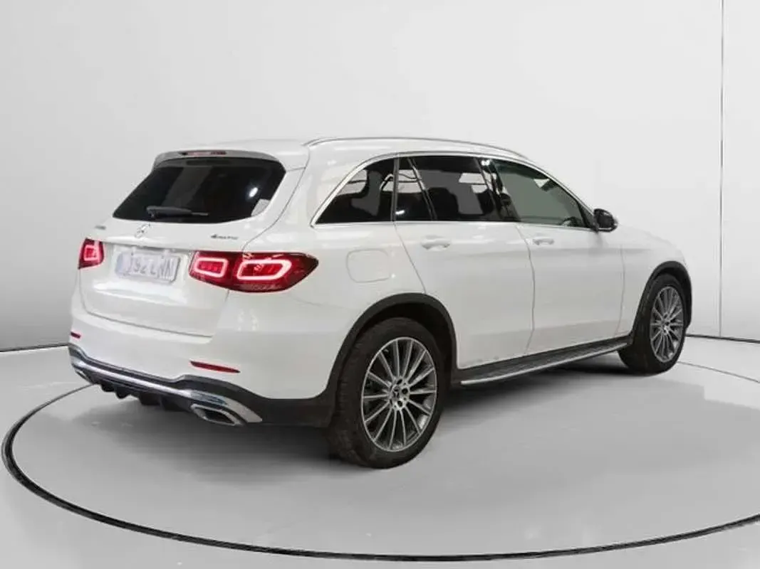 Usado Mercedes GLC220 194 CV (142 kW) 2021 Blanco SUV
