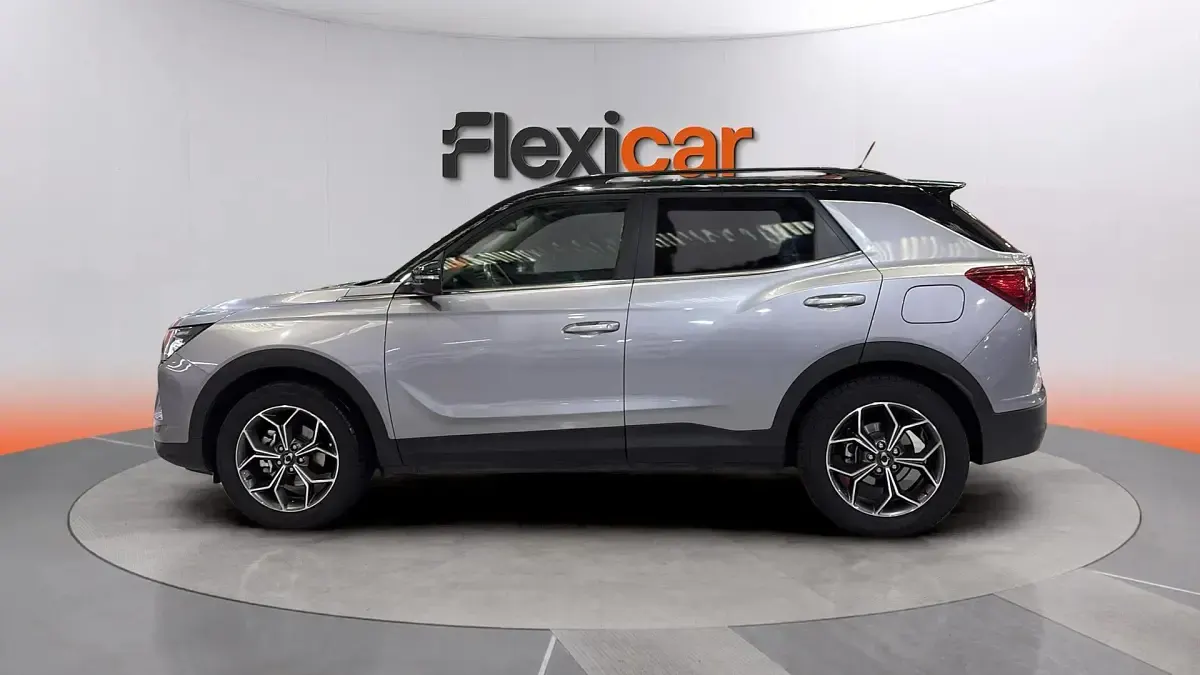 Usado SsangYong Korando Limited 149 CV (109 kW) 2024 Gris SUV