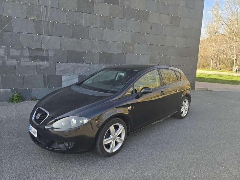 Usado Seat Leon Sport 140 CV (102 kW) 2007 Negro Utilitario