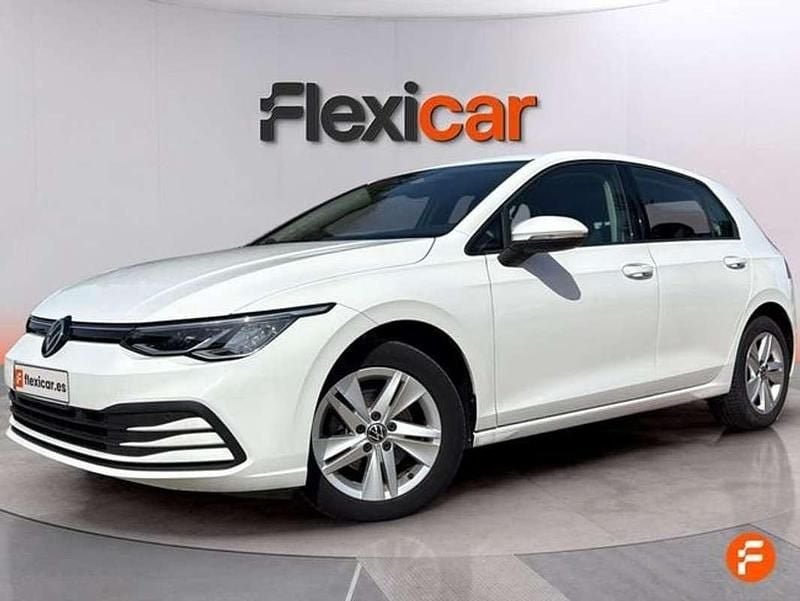 Usado VW Golf VIII Life 110 CV (80 kW) 2022 Blanco Berlina