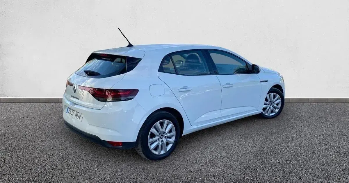Usado Renault Mégane II Equilibre 115 CV (84 kW) 2023 Berlina