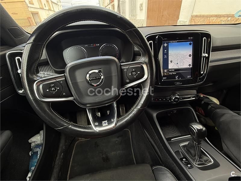 Usado Volvo XC40 R-Design 156 CV (114 kW) 2018 Blanco SUV
