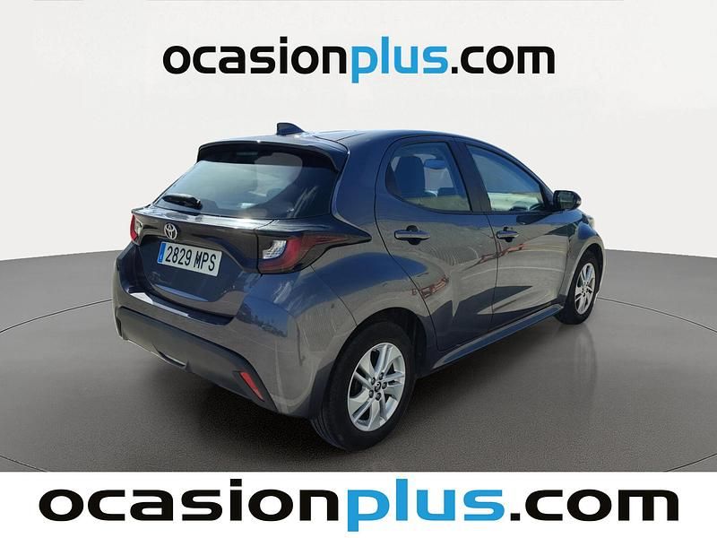 Usado Toyota Yaris Edition 125 CV (91 kW) 2024 Gris Utilitario