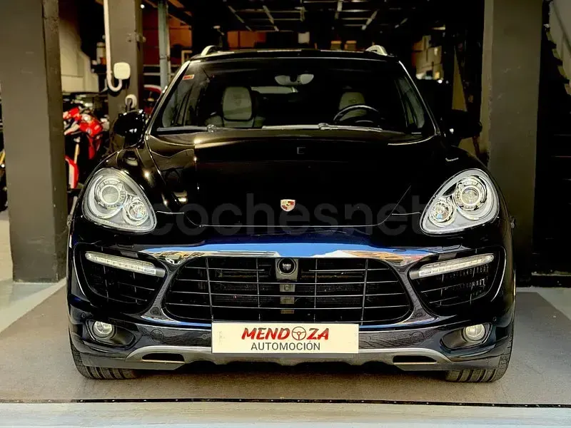 Usado Porsche Cayenne Turbo 500 CV (367 kW) 2012 Negro SUV