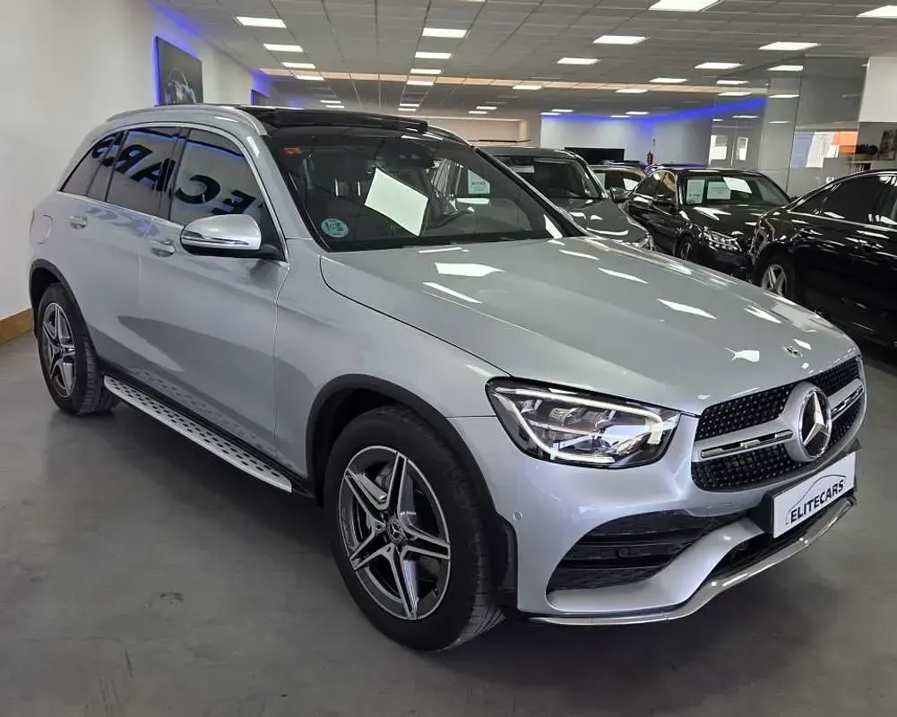 Usado Mercedes GLC220 194 CV (142 kW) 2021 Plateado SUV