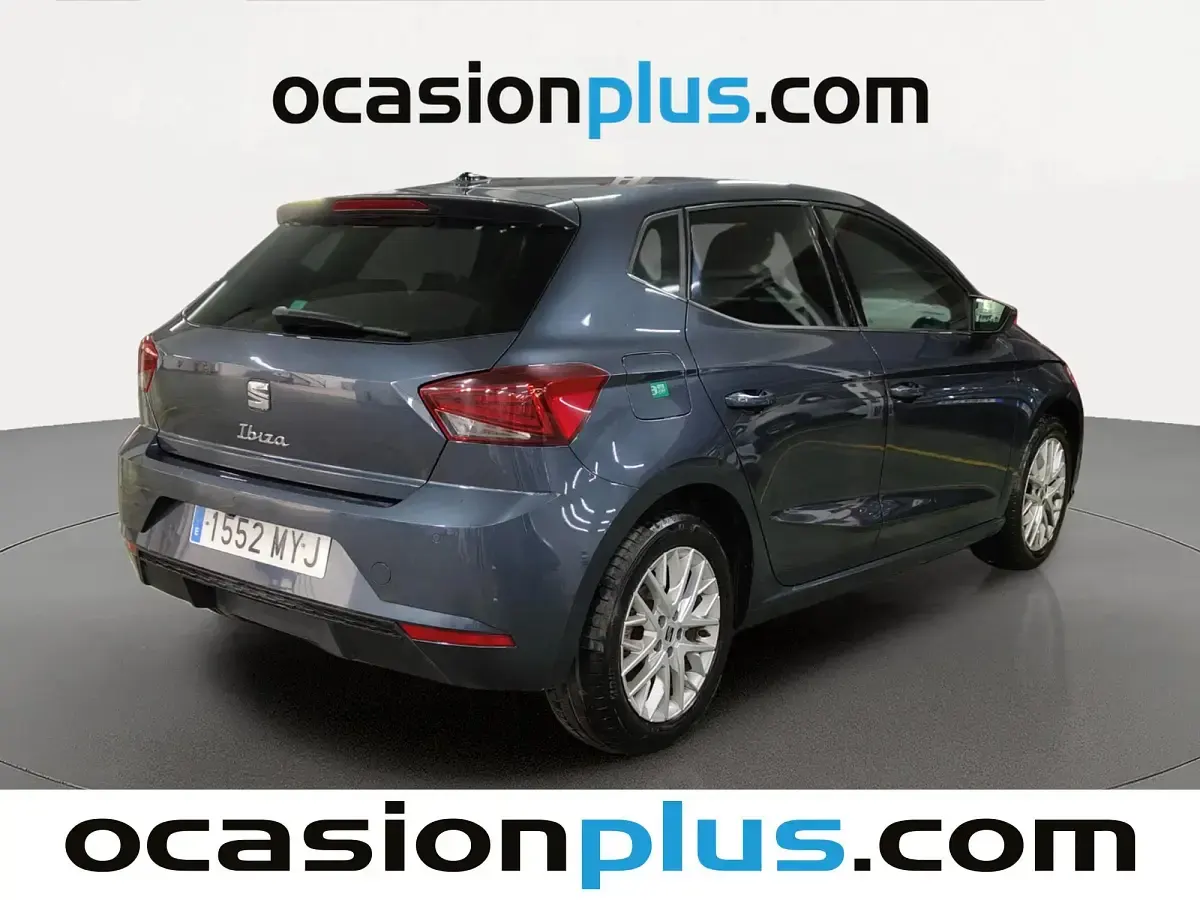 Usado Seat Ibiza XCELLENCE 116 CV (85 kW) 2025 Gris Utilitario