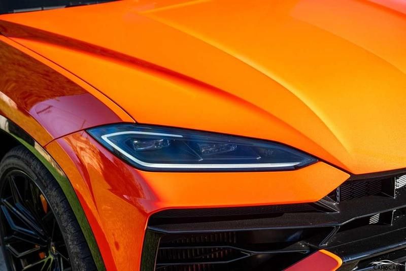 Usado Lamborghini Urus 801 CV (589 kW) 2025 Naranja SUV