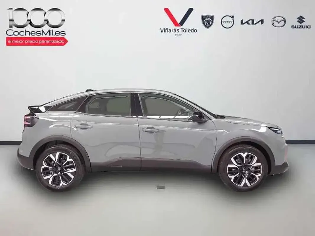 Nowe Citroën C4 Business Class 145 KM (106 kW) 2025 Zielony SUV