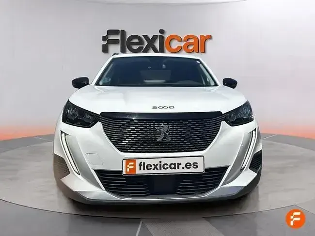 Usado Peugeot 2008 Allure 110 CV (80 kW) 2022 Azul SUV