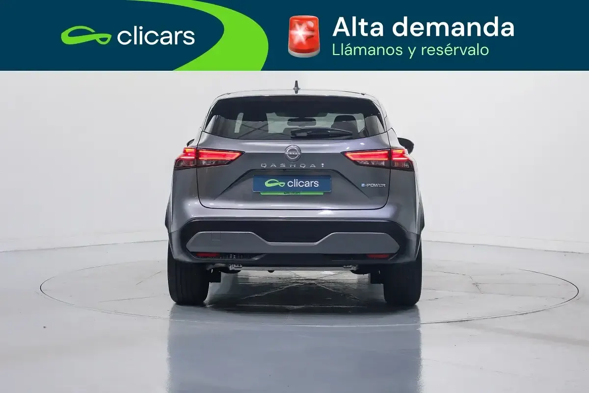 Usado Nissan Qashqai Acenta 154 CV (113 kW) 2023 Gris SUV
