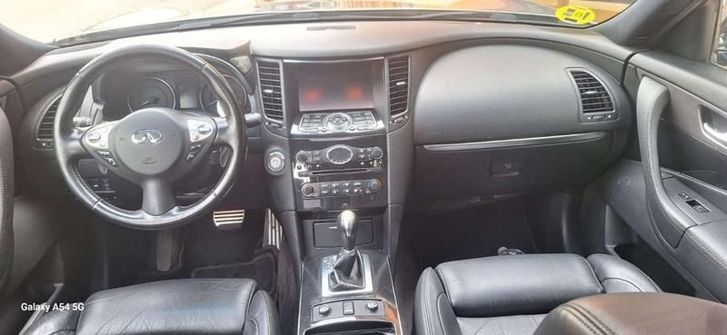 Usado Infiniti QX70 Premium 238 CV (175 kW) 2014 Marrón SUV