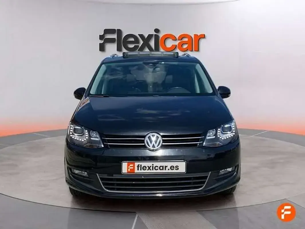 Usado VW Sharan Sport 150 CV (110 kW) 2020 Negro Monovolumen
