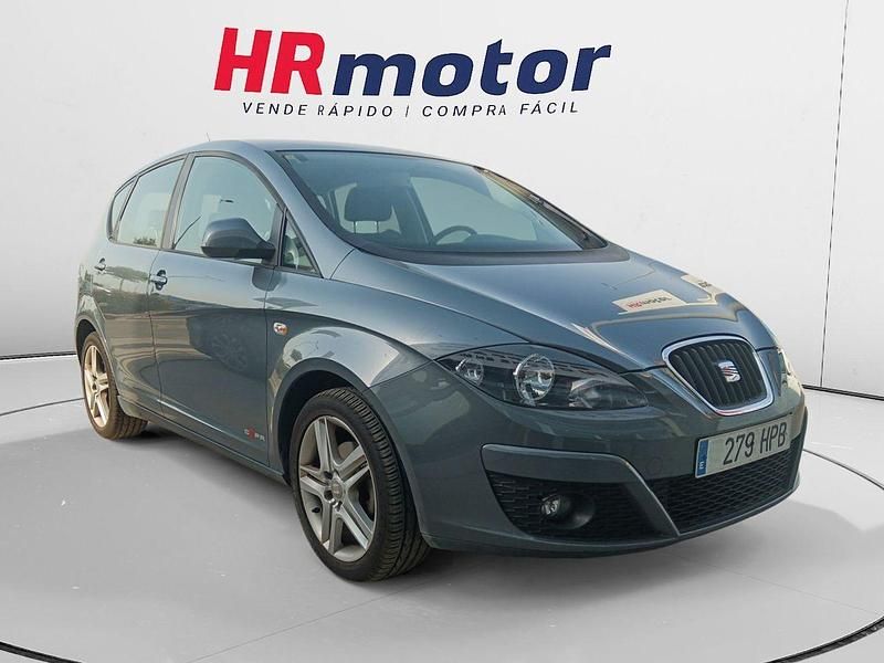 Gris Usado 2013 Seat Altea Style Monovolumen | 9290 € (Precio justo) - Imagen 1/4